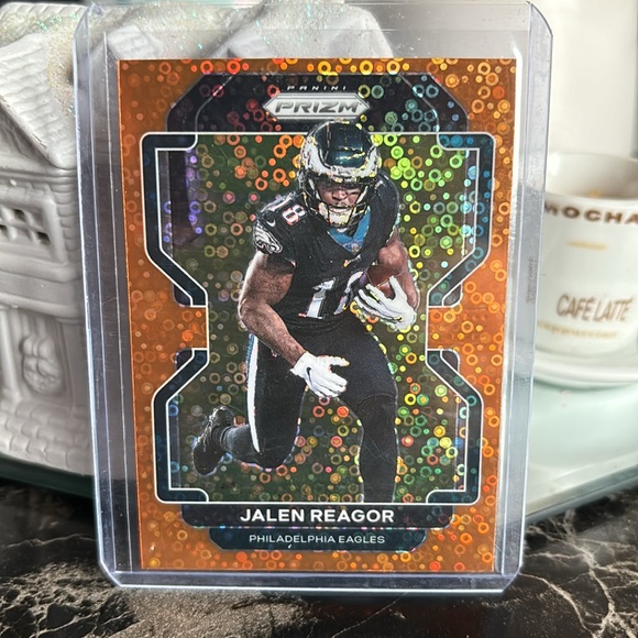 2 Jalen Reagor Sport Cards - Picture 2 of 2